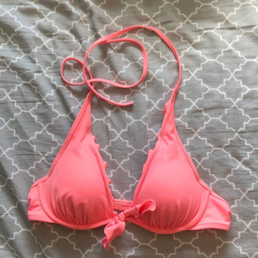 Victoria’s Secret bikini top